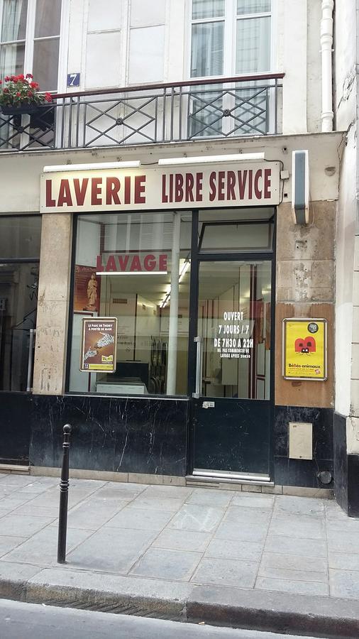 Apartment Louvre Paris Exterior foto